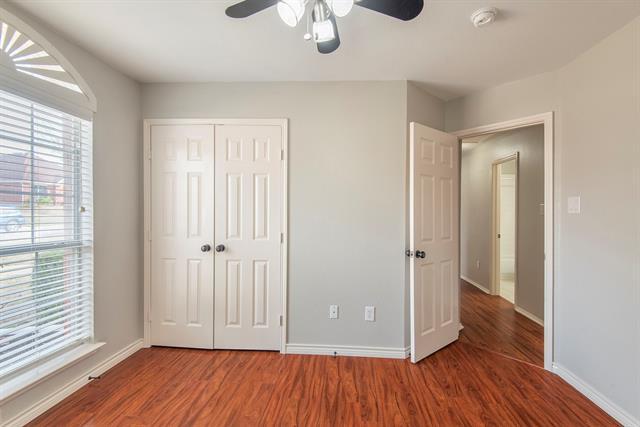 Building Photo - 2424 Cimmaron Dr