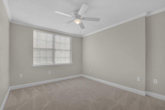 Building Photo - 537 Wingspan Way