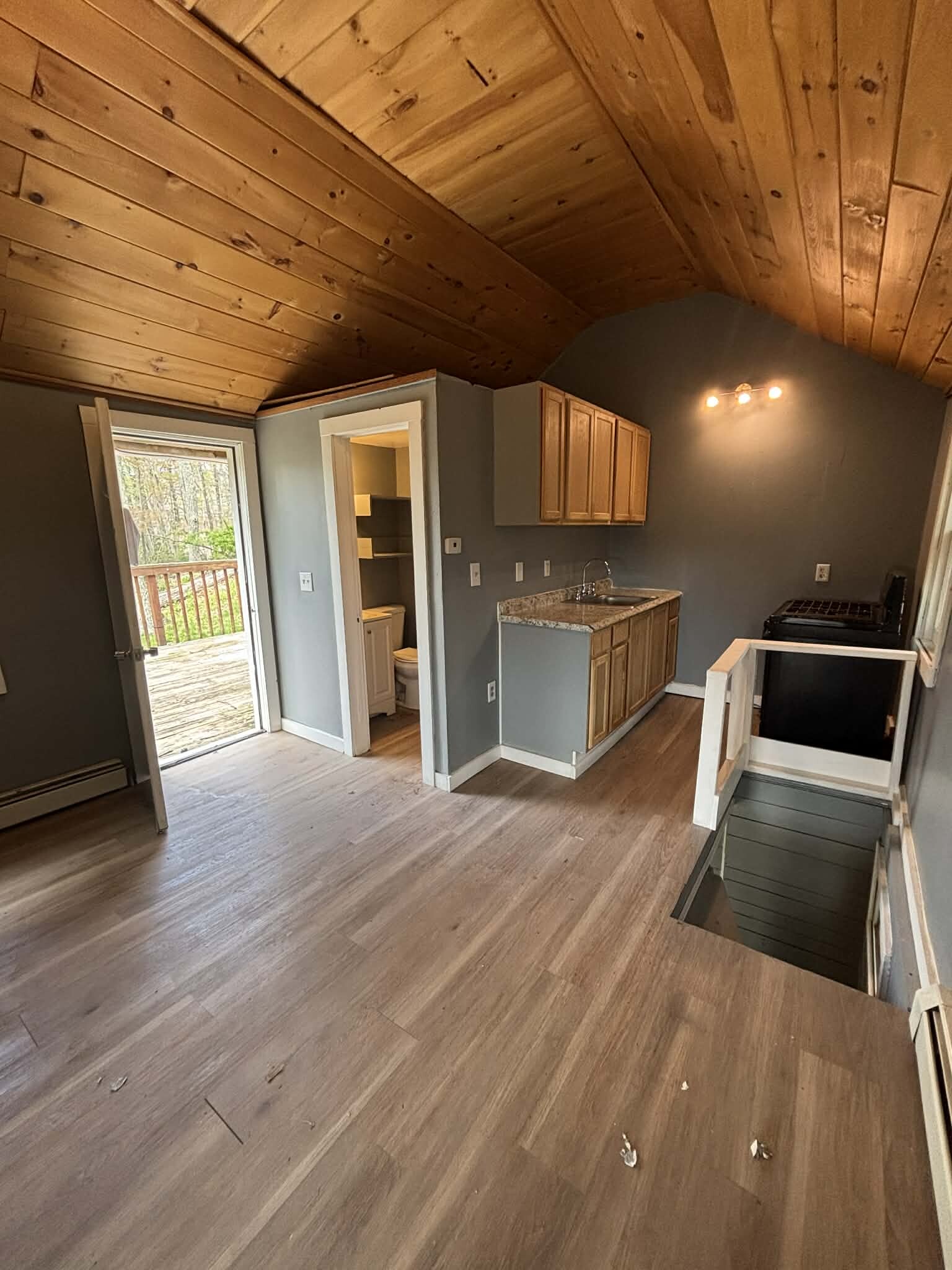 Kitchen/living room - 36 Maple Trl