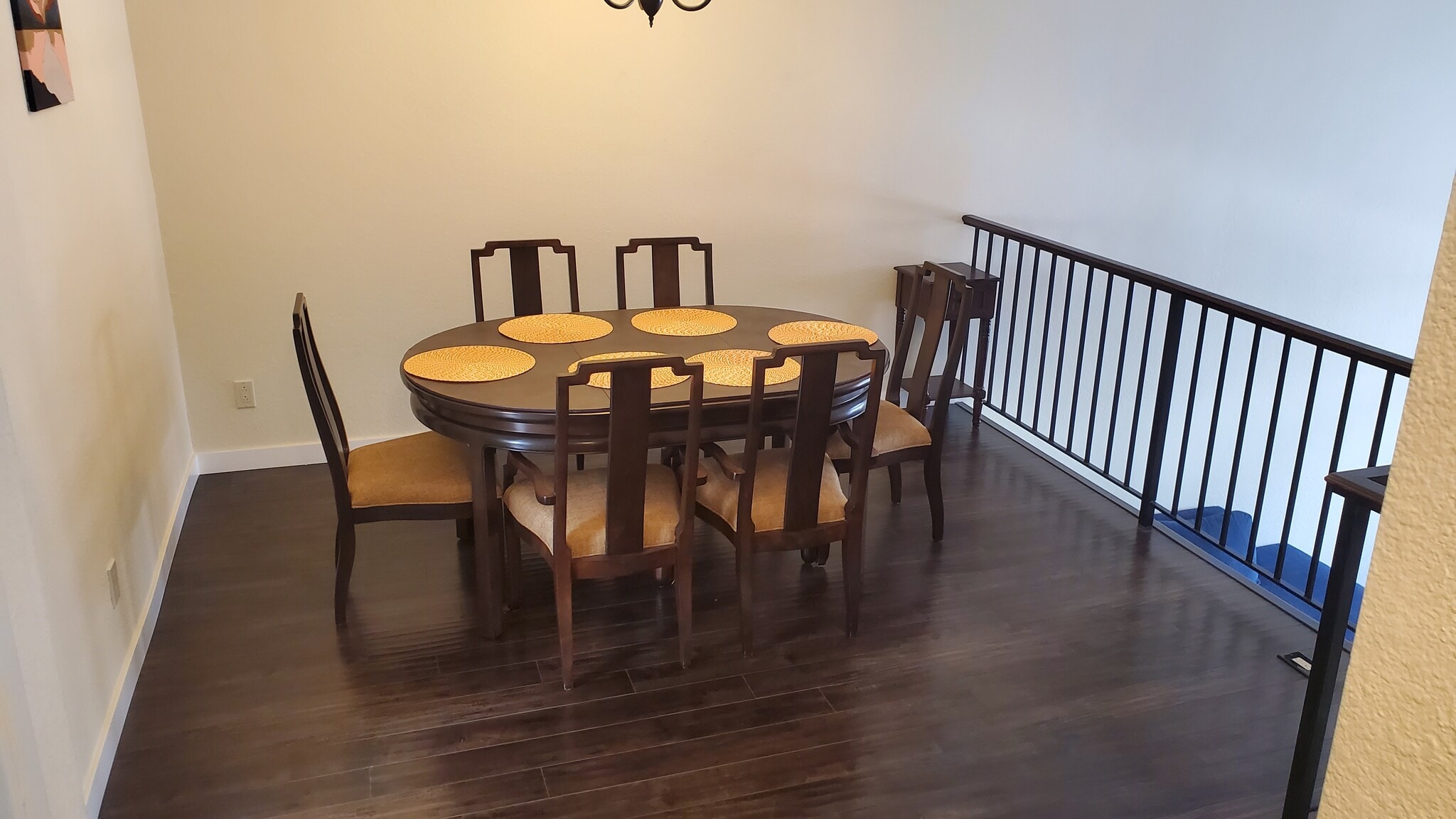 Building Photo - 8741 Darby Ave