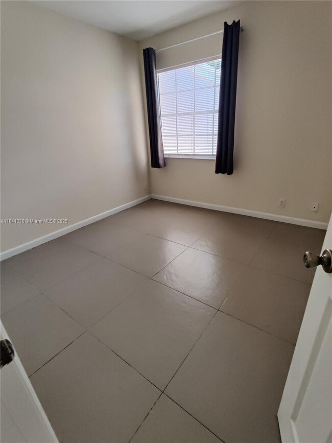 Building Photo - 1510 Springside Dr