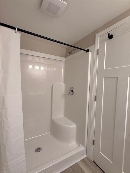 Building Photo - 714 Pershing St