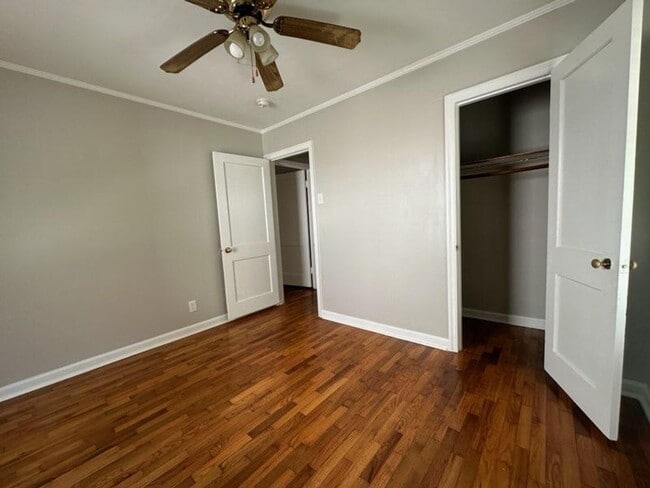 Building Photo - Very Nice 3 Bedroom In Paducah Available Immediately