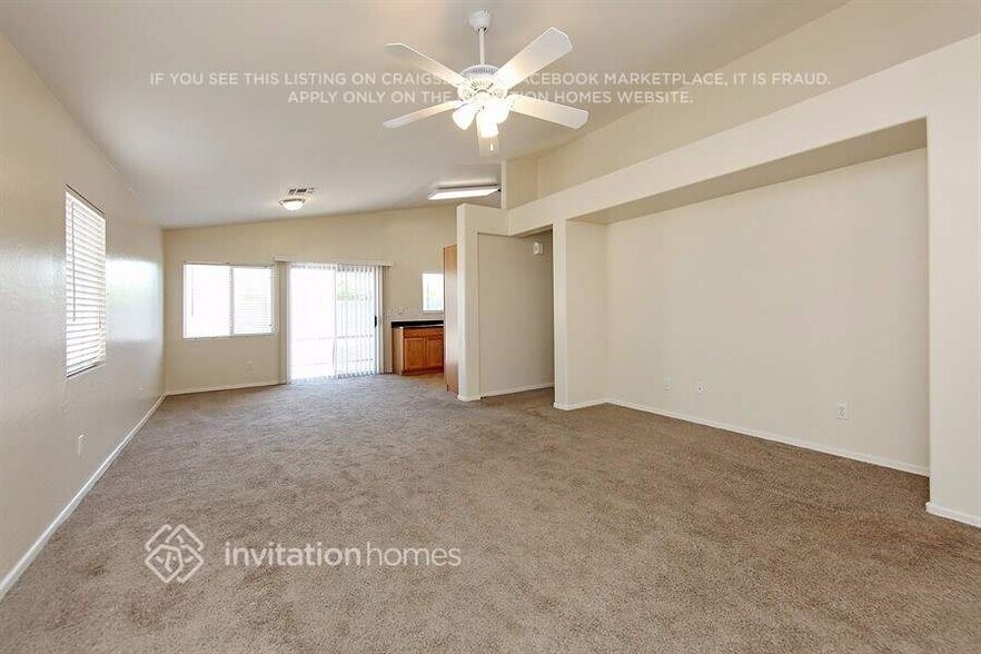 Building Photo - 3463 S 162nd Ave