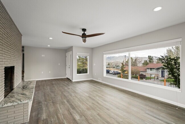Building Photo - 2315 Armstrong Ln