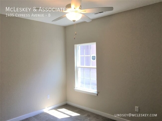 Building Photo - 1405 Cypress Ave