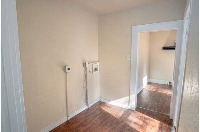 Building Photo - 1216 Paso Hondo St