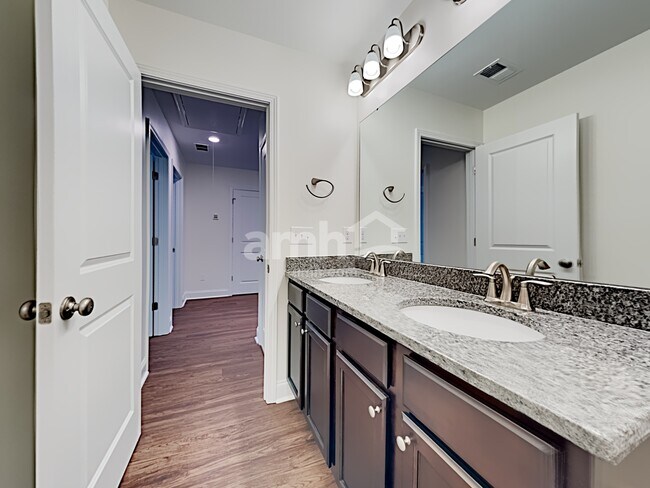 Building Photo - 292 Bering Lane