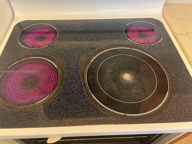 Building Photo - 2401 Riverside Dr