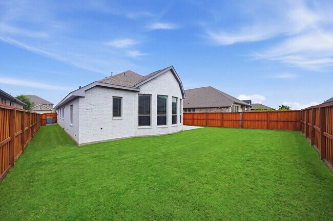 Building Photo - 20747 Via San Luis Ct