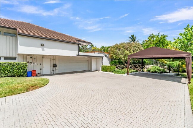 Building Photo - 451 Ridge Rd