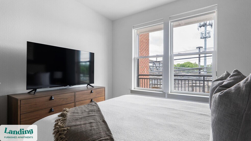 Building Photo - 3706 Goodwin Ave