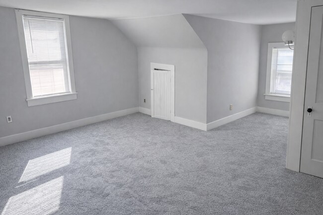 Building Photo - 3544 Bell St