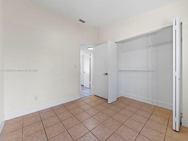 Building Photo - 20875 Grouper Dr