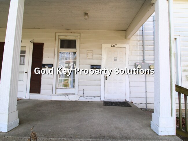 Building Photo - 803-807 High Street