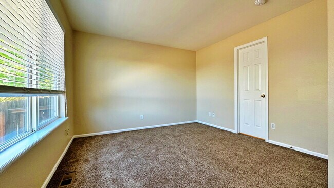 Building Photo - Welcome to The Mesa. 4 Bed. 3 Bath. Main Floor Bed. + Loft. 2 Car Attached Garage. Corner Lot. Ac...