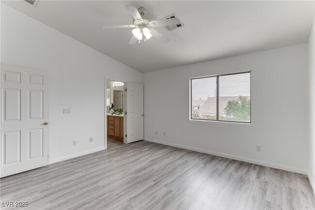 Building Photo - 5614 Midnight Breeze St