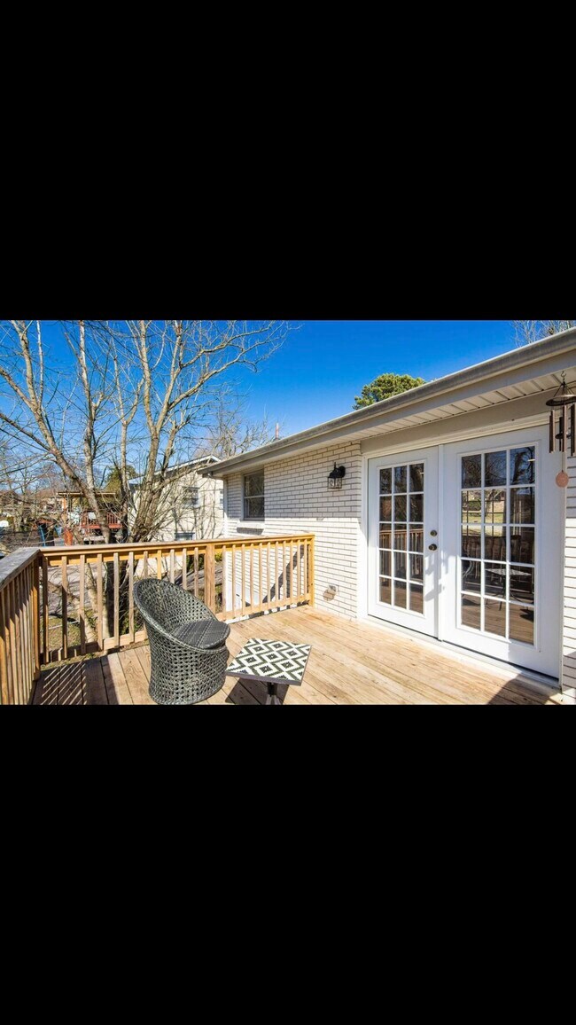 Building Photo - 5017 McLendon Dr