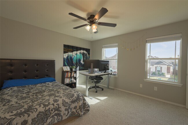 Building Photo - 404 Kaden Prince Dr
