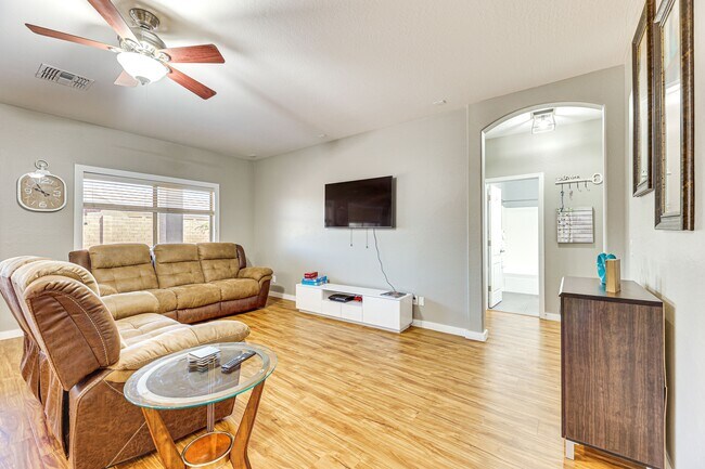 Building Photo - 3552 N Excalibur Pl