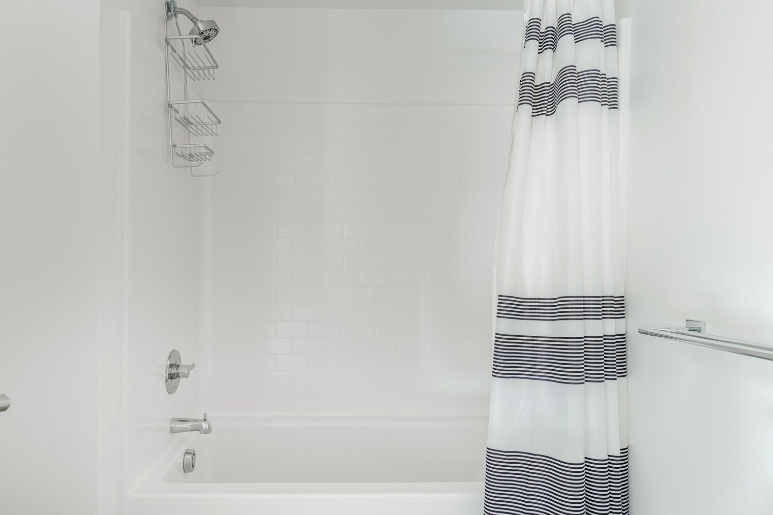 Building Photo - 85 Cleaveland Rd