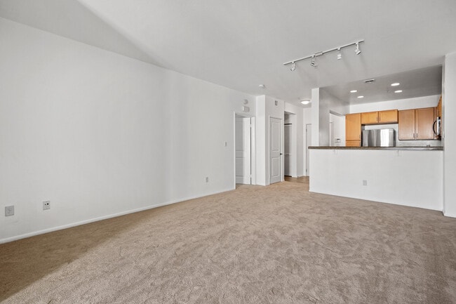 Building Photo - 6400 Crescent Park E