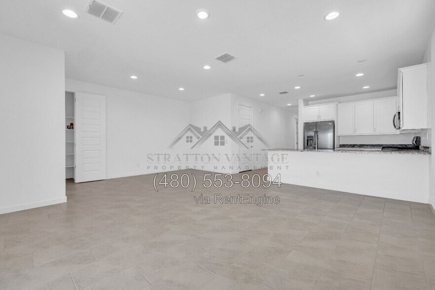 Building Photo - 16731 W Chama Dr