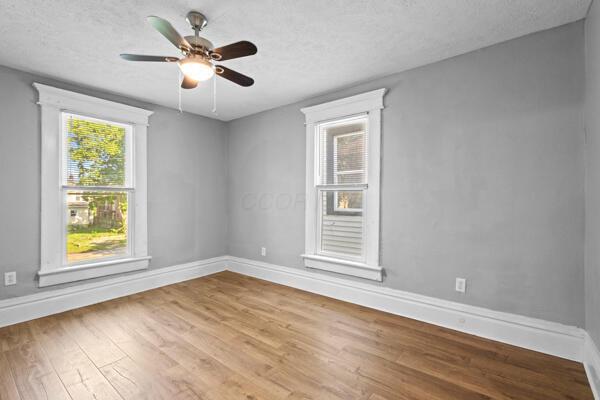 Building Photo - 571 Gilbert St