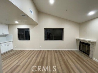 Building Photo - 371 S Sierra Madre Blvd