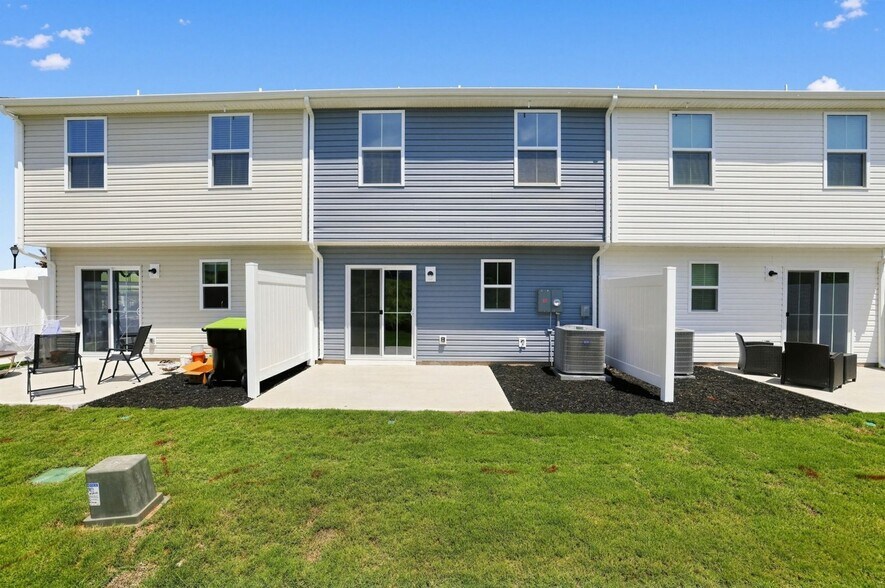 Building Photo - 1042 Westergard Wy