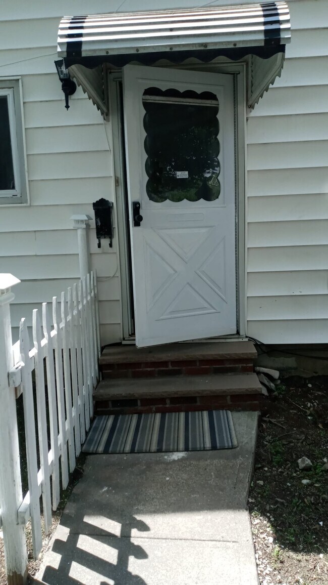 14928 257th St 14928 257th St Rosedale NY 11422 Apartment Finder