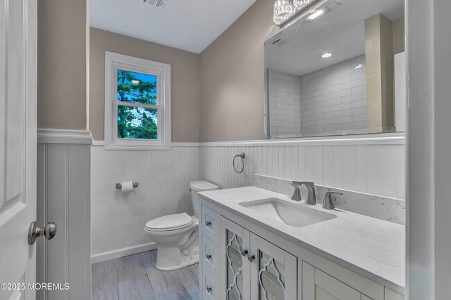 Building Photo - 44 Chancellor Ct