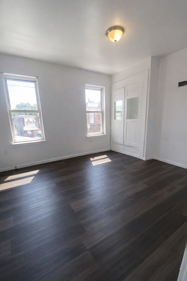 Building Photo - 3458 N Bodine St