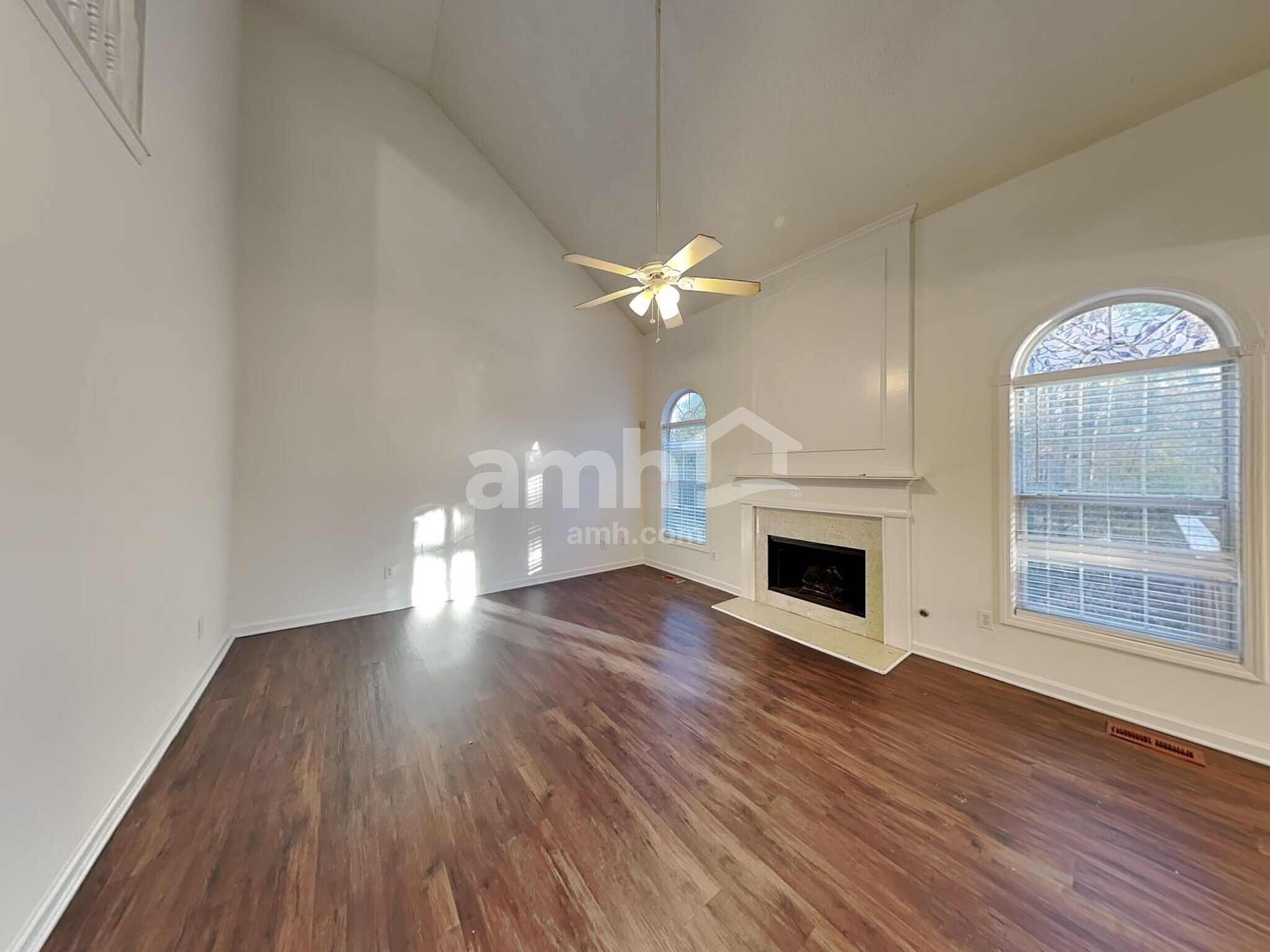 Building Photo - 5705 Wandering Vine Trl SE