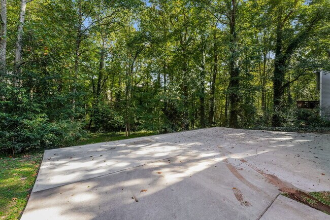 Building Photo - 3312 Glynn Mill Dr