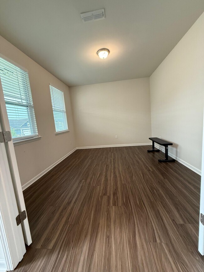 Building Photo - 1125 Prewitt Rnch Dr