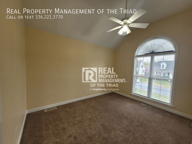 Building Photo - 120 Sedge Meadow Dr