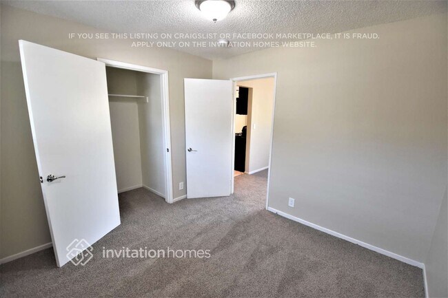 Building Photo - 10358 Eldora Ave