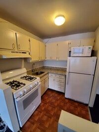 Building Photo - 99 Prospect St