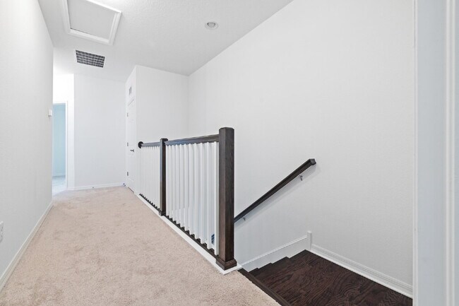 Building Photo - 29912 Southwell Ln