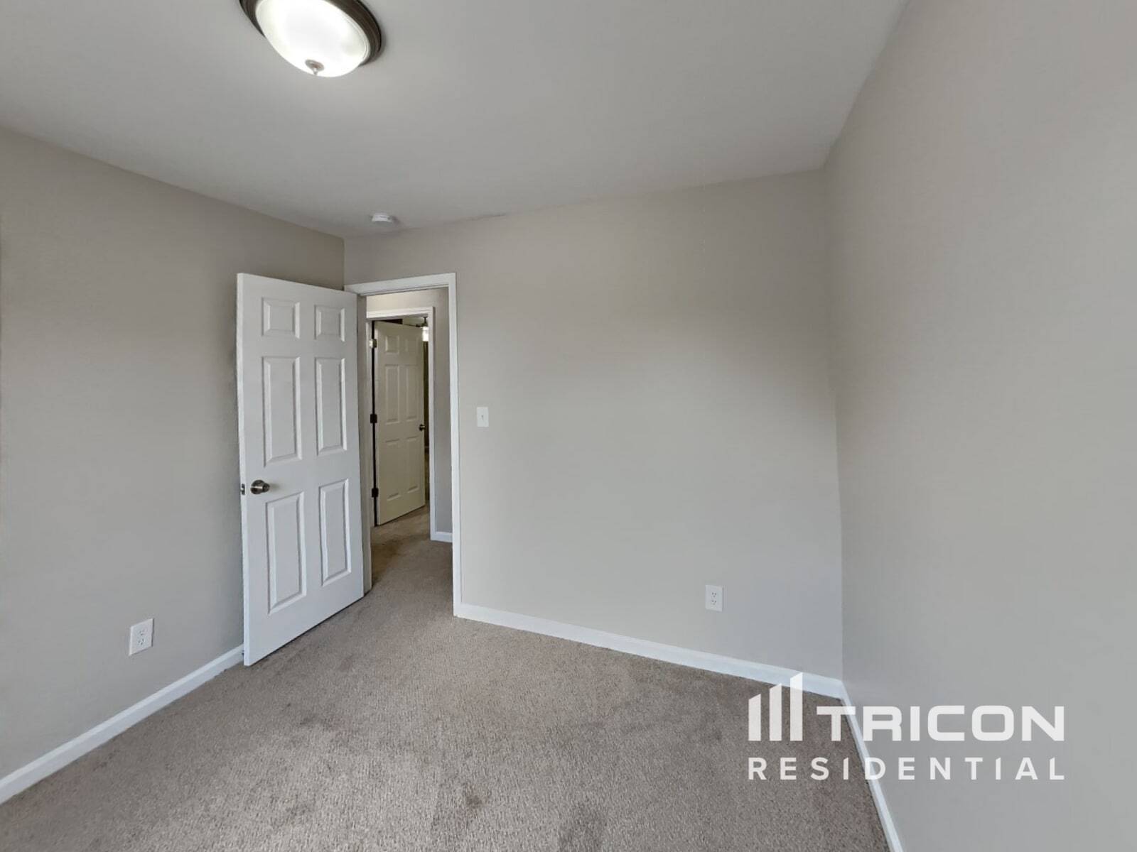 Building Photo - 1521 Clover Ridge Ct
