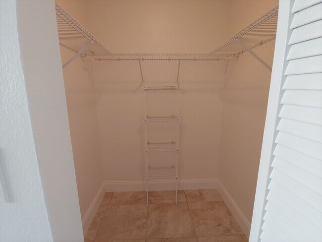 Building Photo - Nice 2 bed/ 2 bath/ 1 car garage near SRQ Airport - Ringling Museum Area