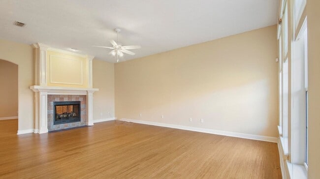 Building Photo - The Landings-Lynn Haven