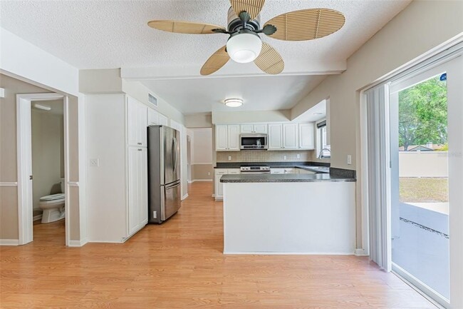 Building Photo - 16203 Fantasia Dr