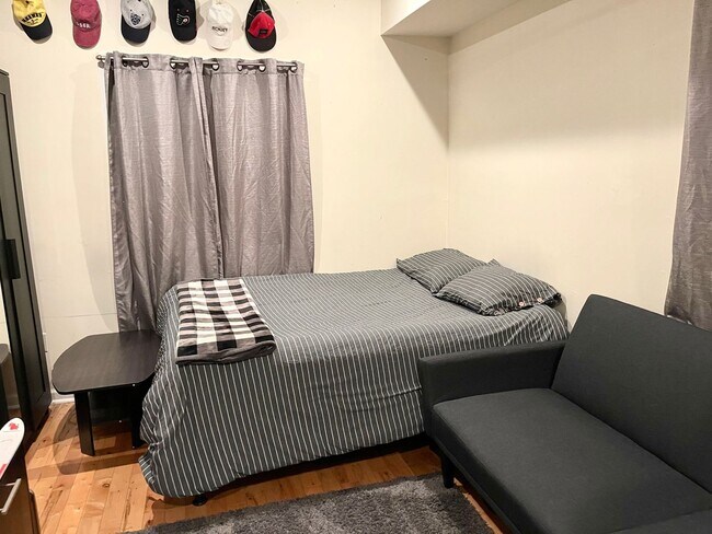 Building Photo - 3212 Winter St