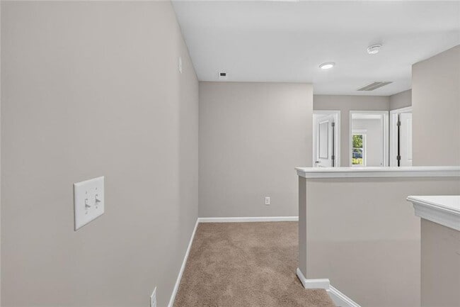 Building Photo - 6362 Sundowner Pl
