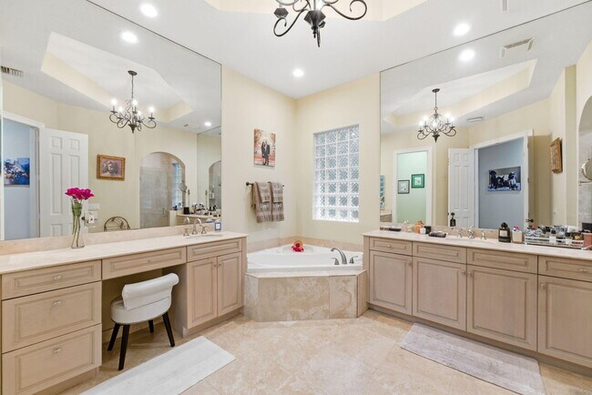 Building Photo - 7162 Vía Firenze