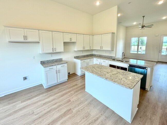 Building Photo - 155 Summer Rose Ln