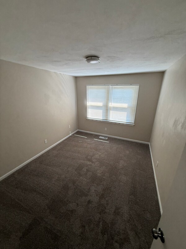 Building Photo - 4768 Old Hickory Rd