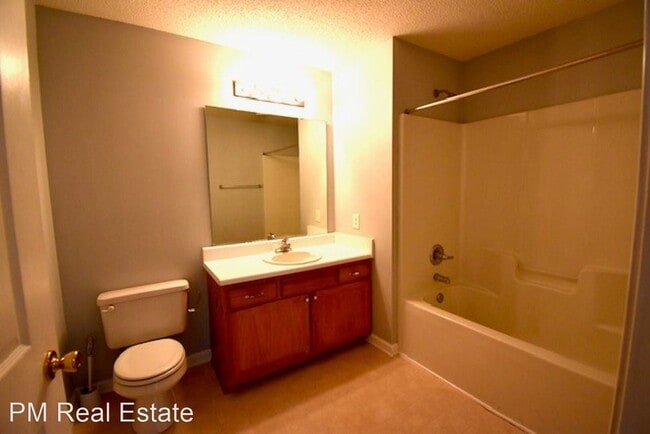 Building Photo - 5805 Battery Dr